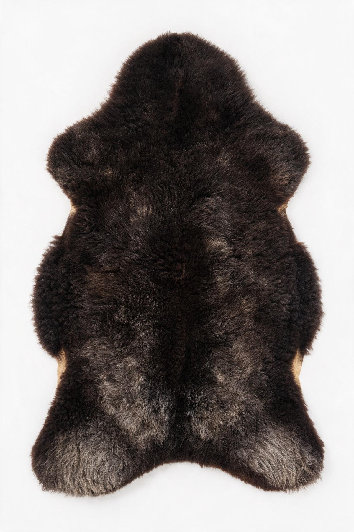 Natural dark brown UK sheepskin rug – Cotswold Smoke 01, 41 inches