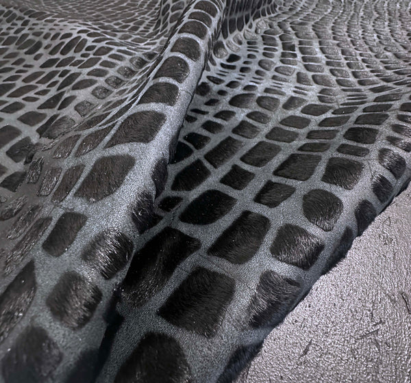 laser crocodile black cowhide rug